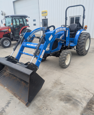 New Holland Workmaster 35 tractor